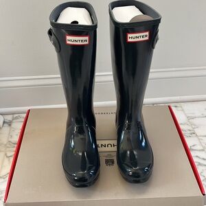 BRAND NEW: HUNTER original kids gloss rain boots, slate color. US kids 4.